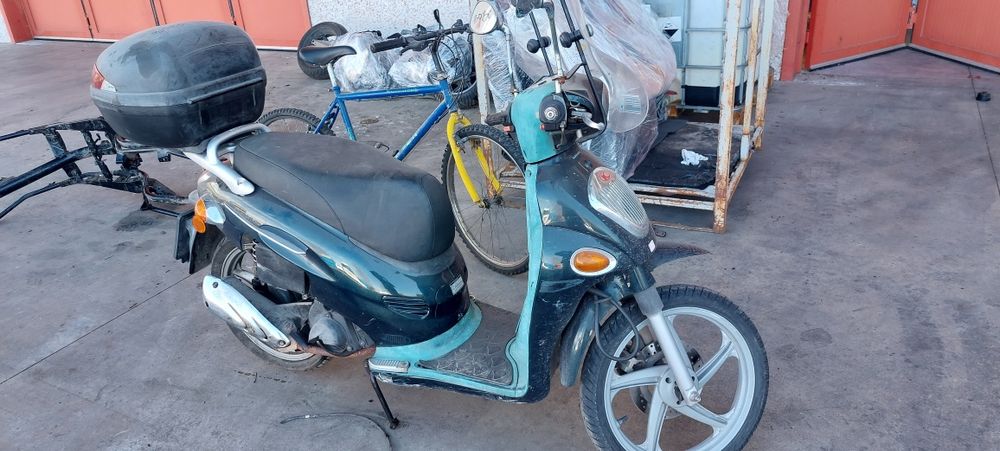 Скутер  Кимко пипъл 150,200,300(Kymco people 125,250) на части