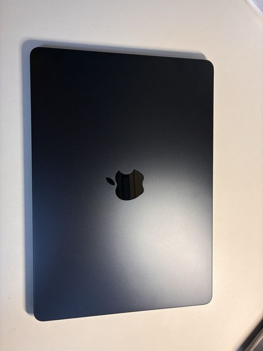 MacBook Air M2 256GB (темно-синий / Midnight)