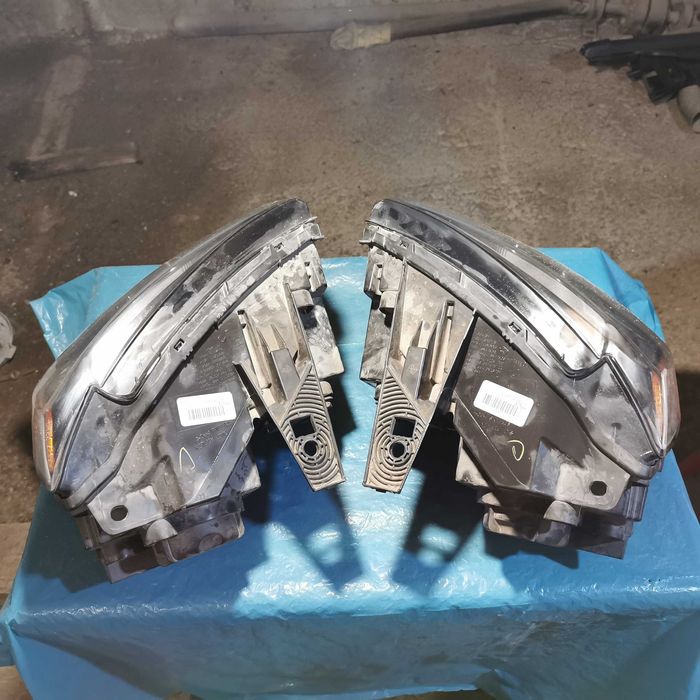 Оригинални фарове за Jeep grand cherokee wk2 trackhawk 2018 год.