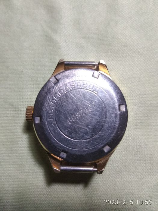 Женская позолоченные часы