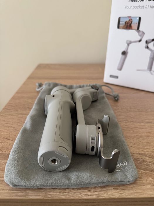 Гимбал за смартфон Insta360 - Flow 2 Pro с Гаранция