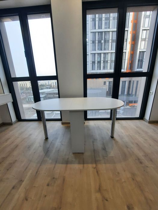 Компактный овал стол - трансформер – идеальный выбор для дома и офиса