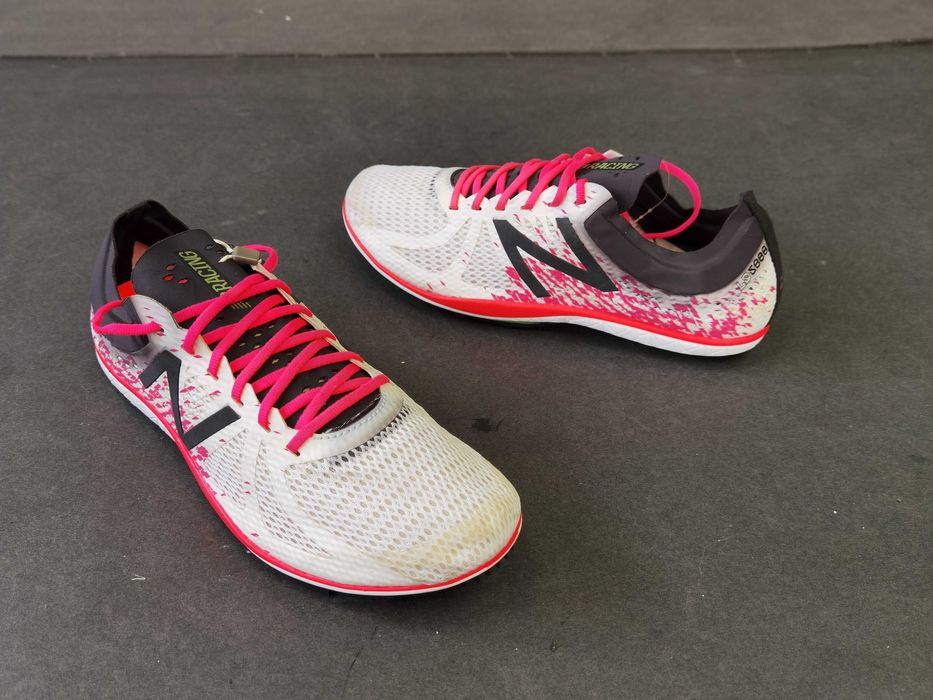 Adidasi  alergare cu tepi 38 39 NEW BALANCE Race munte crampoane  NOI