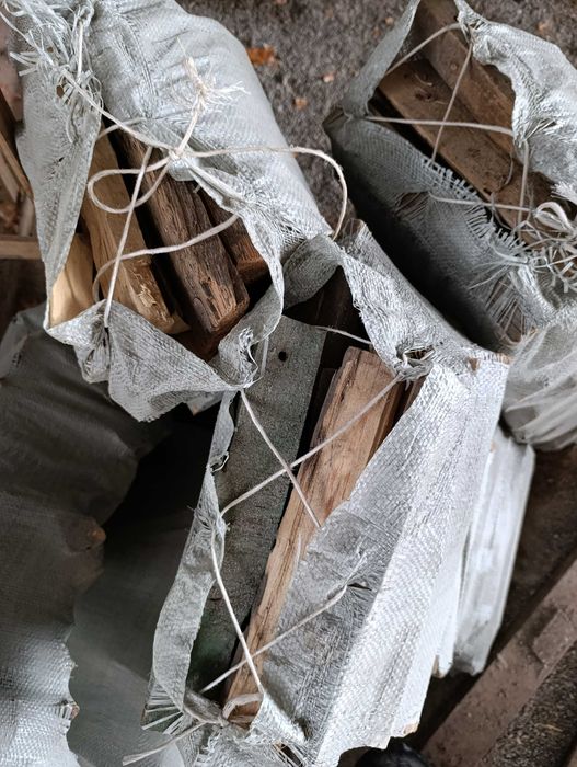 Дрова, дрова, дрова, дрова.