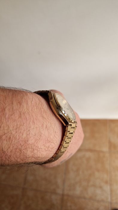 Ceas Seiko SQ 100 Slim