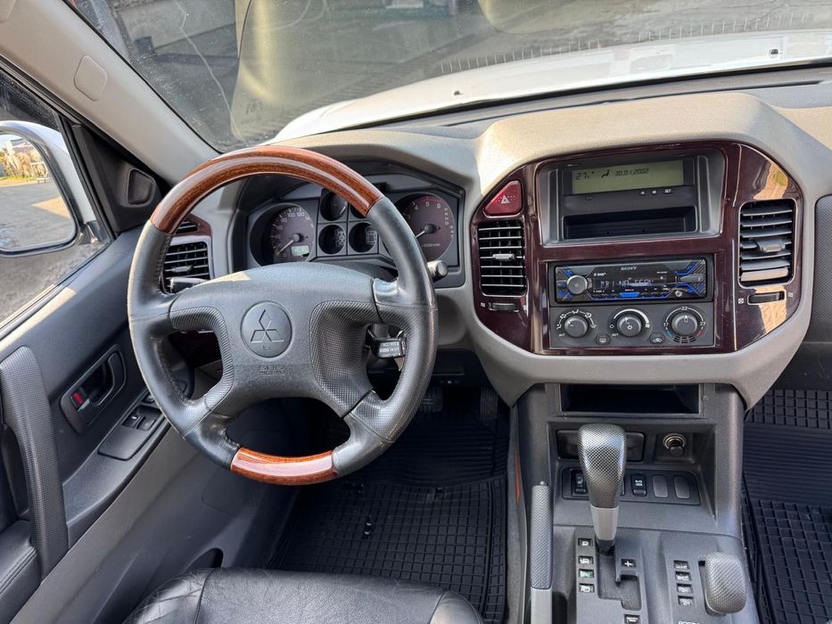 Mitsubishi Pajero 3,2DiD,Autom,Turism