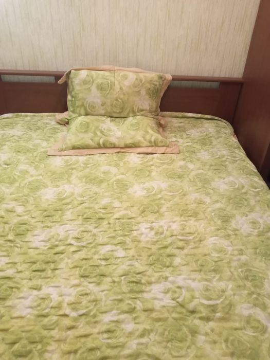 Покрывало с наволочками