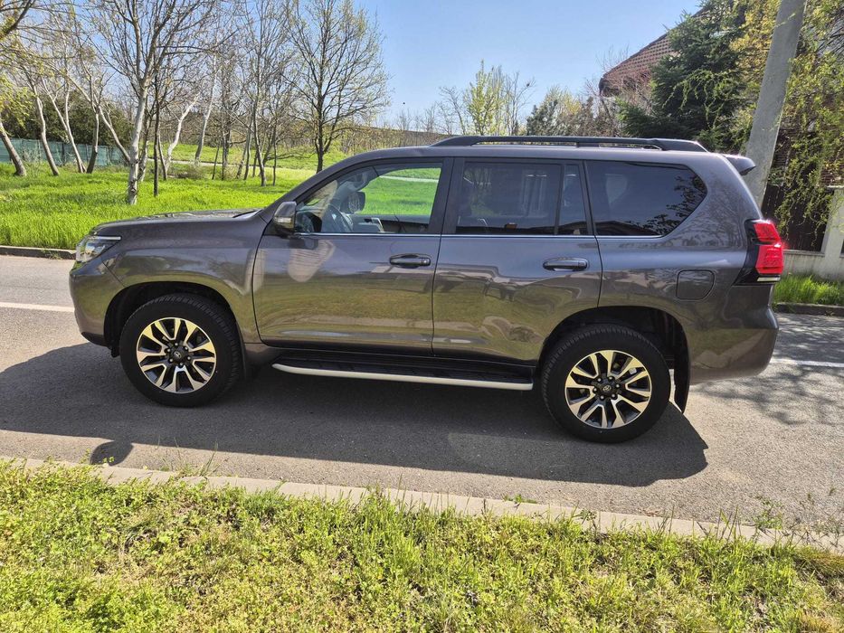 Toyota Land Cruiser 2021