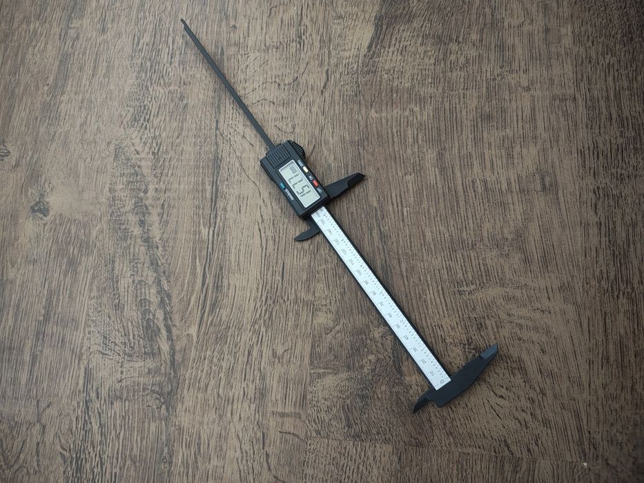 Șubler cu afișare digitală