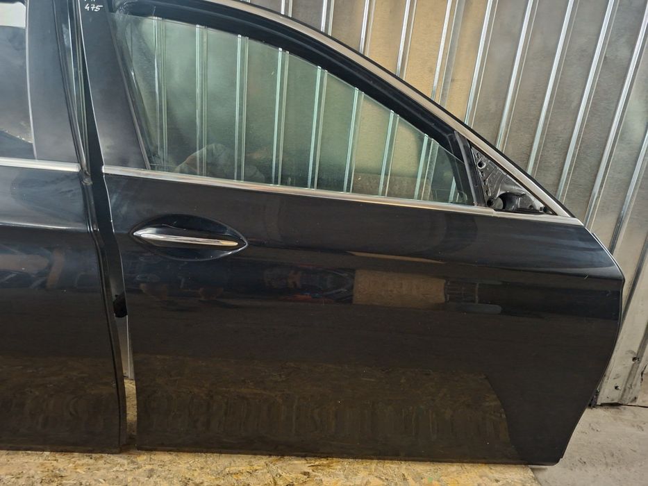 Usa dreapta fata BMW F10 F11 dreapta spate BMW F10 culoare 475 Black Sapphire Metallic