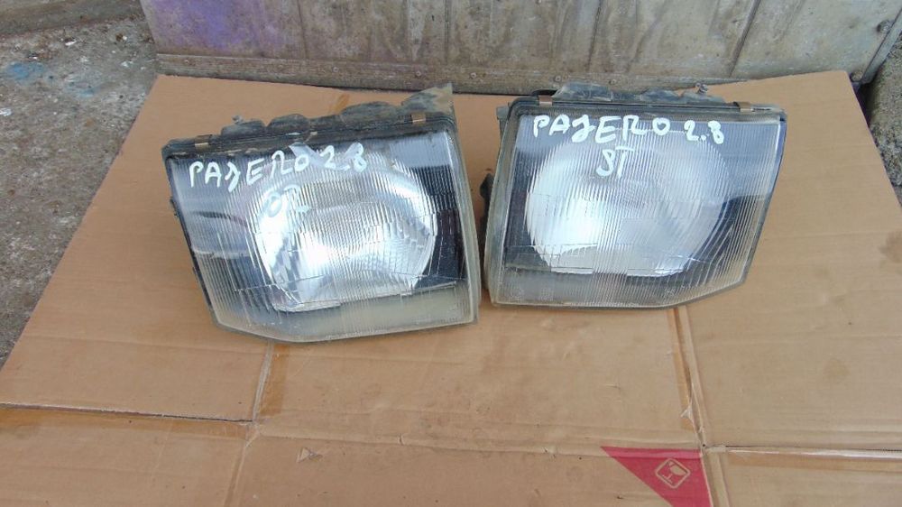 Far Dreapta mitsubishi Pajero 2 faruri stanga dreapta dezmembrez pajero 2.8