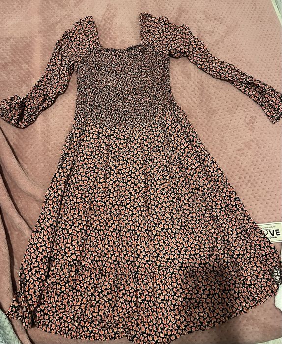 Сарафан и көлек сатылады