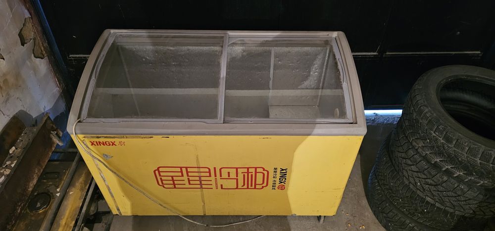 Морозильник в отличном состоянии