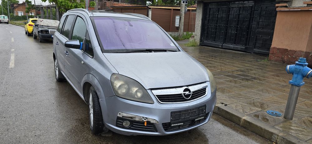 Opel Zafira B 1.9 150 к  на части
