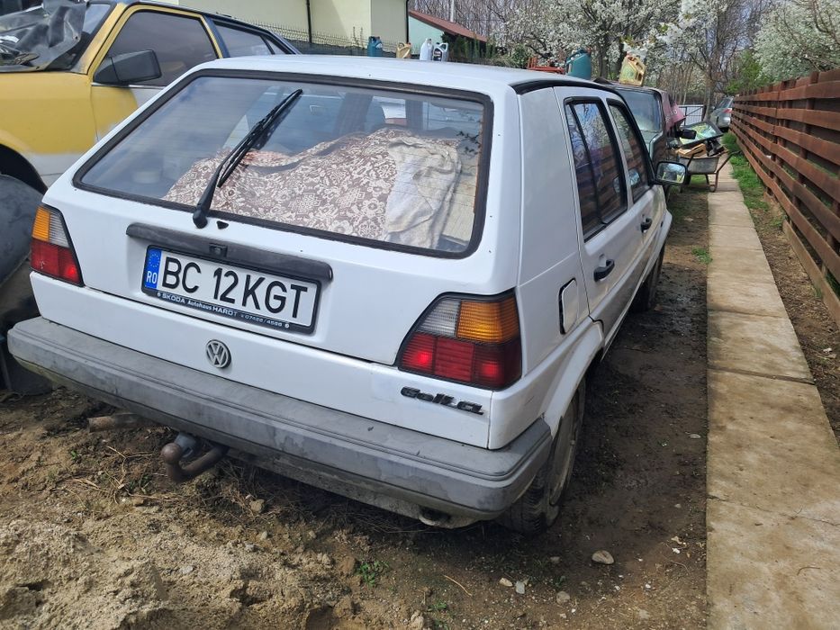 Vând Volkswagen Golf 2
