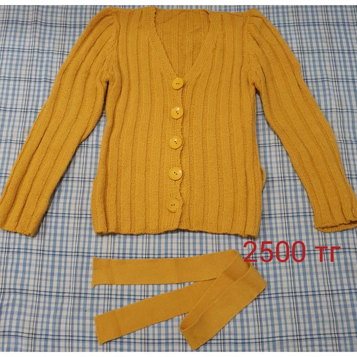 Женские теплые кофты