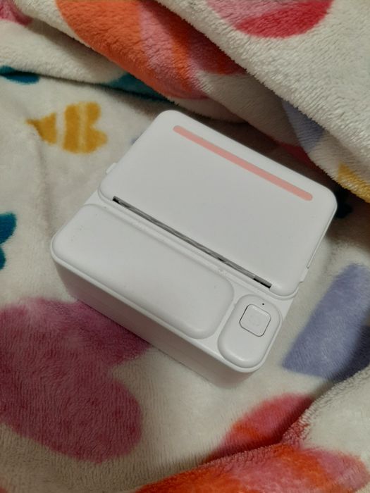 Mini imprimanta de vânzare pentru cineva sa o cumpere să-mi dea mesaj ca nu se poate face plata aici pe olx
