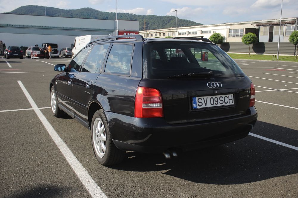 AUDI A4 Avant 2001 — imagine 3