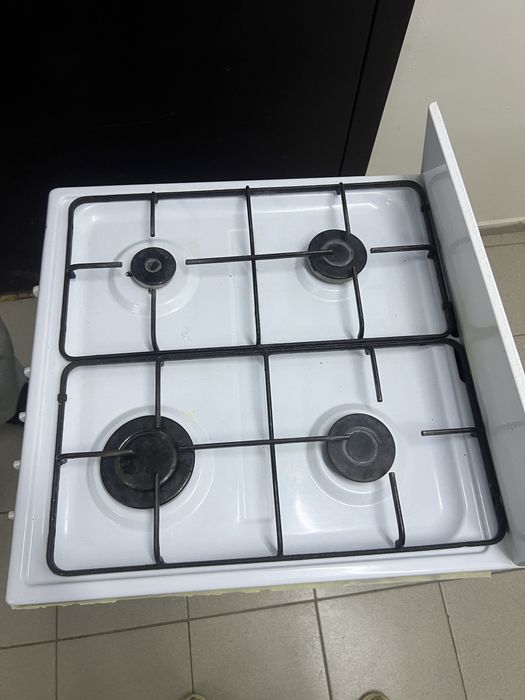 Продам газ плиту