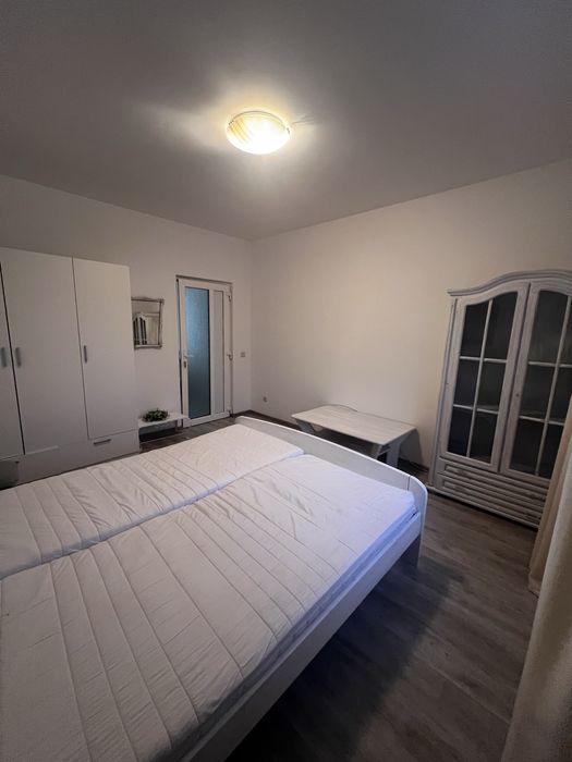 Apartament la casa