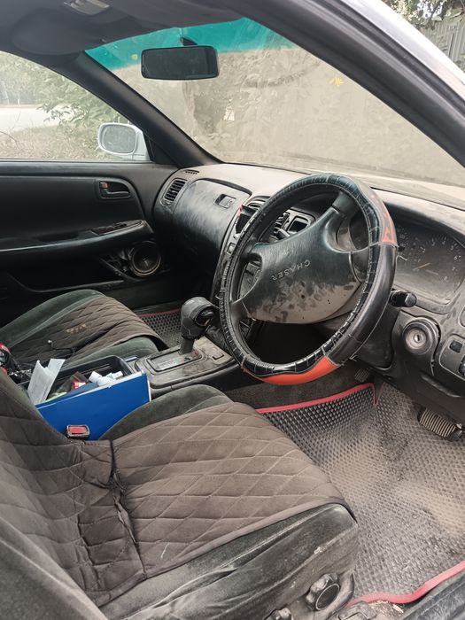 Продам тойота чайзер 2.5л