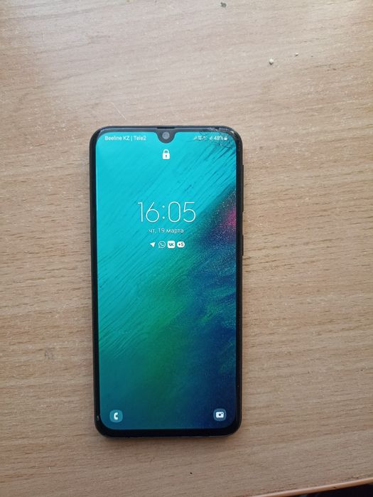 Продам Samsung A40