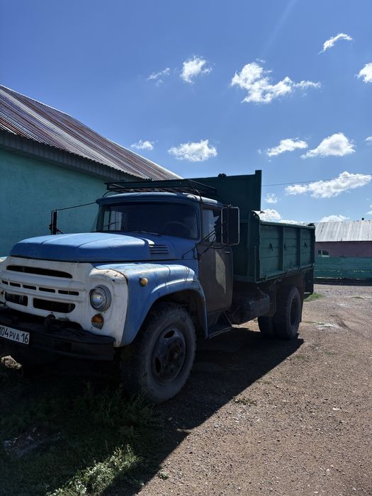 Зил на ходу сел и поехал