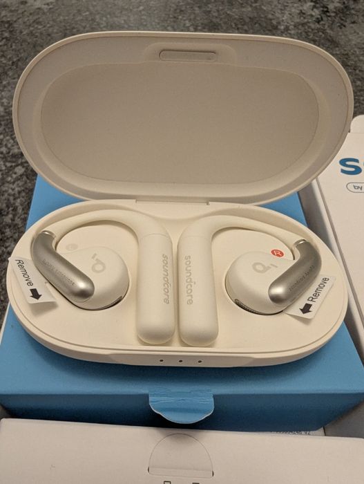 Soundcore aerofit