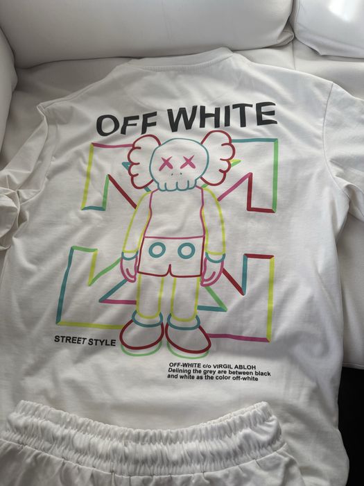 Compleu off white