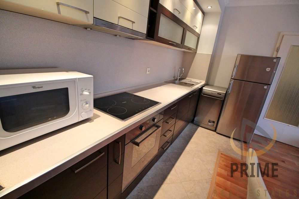 Дава се под наем Двустаен апартамент в Бургас, Център - 69 кв.м за 510 € - Снимка #6