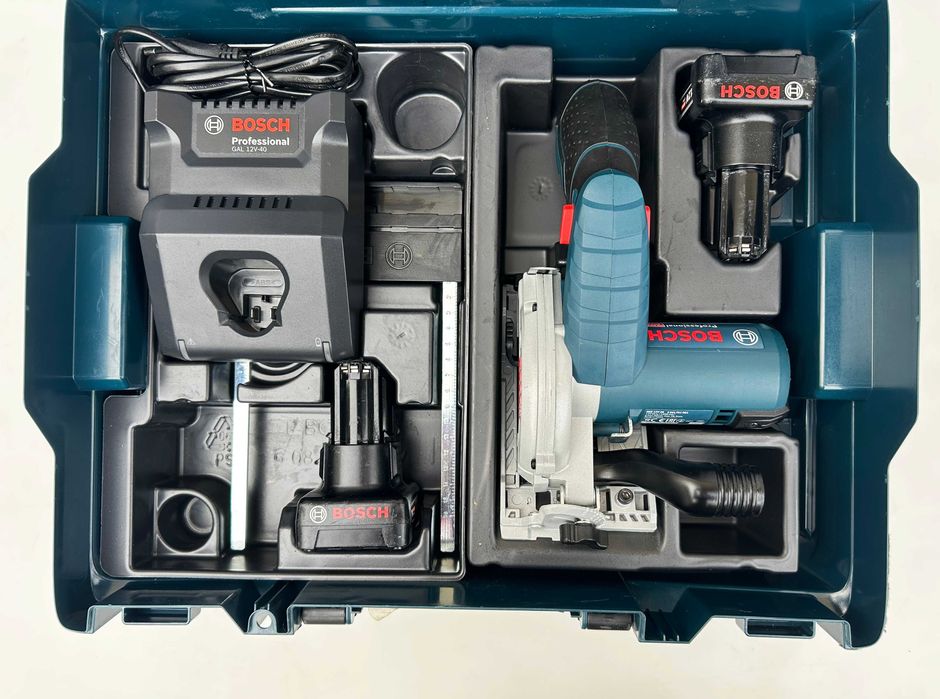 BOSCH GKS 12V-26 - Акумулаторен циркуляр 2x12V 6.0Ah като нов!