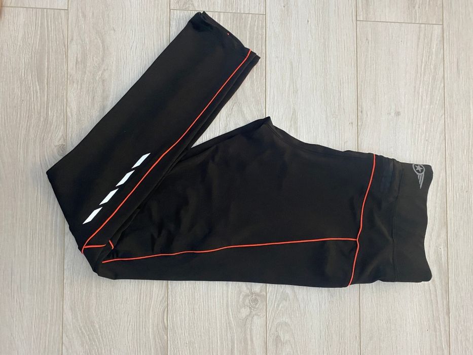 Pantaloni / colanti fitness marimea XL, noi