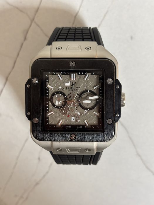 Часы Hublot square bang
