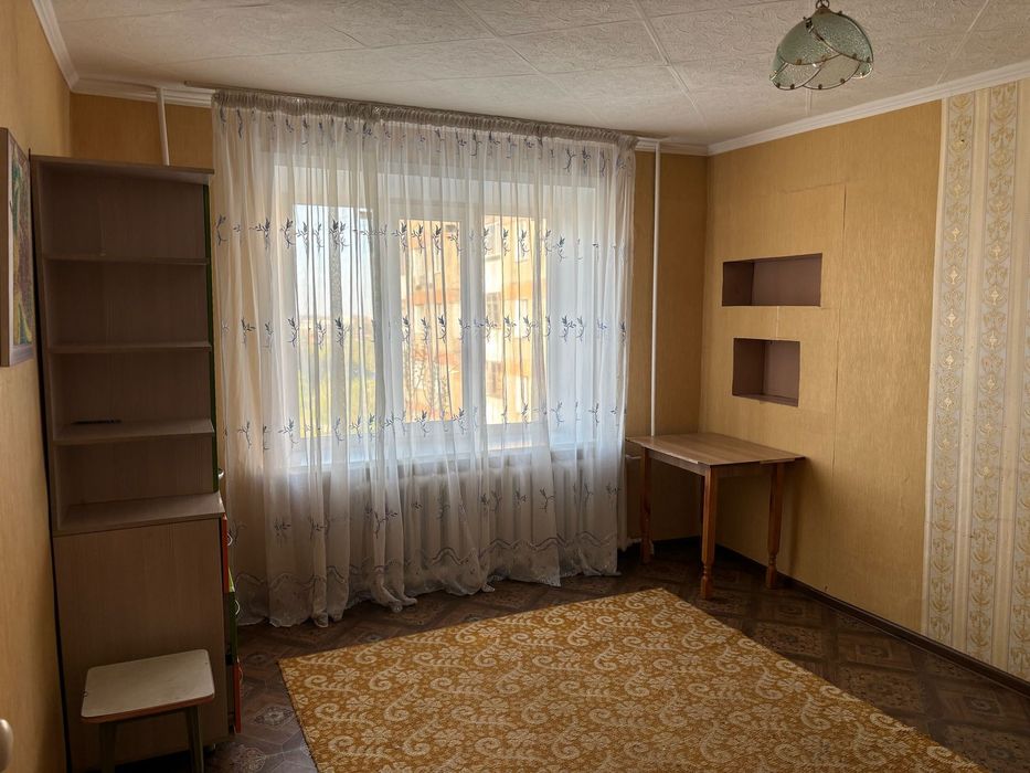 Продам квартиру .