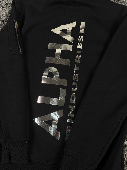 Alpha Industries Silver Graphic Hoodie Мъжко Горнище