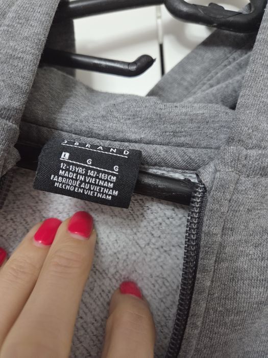 Яке за момче на 11-12 години и горнища Nike  12-13-14 г