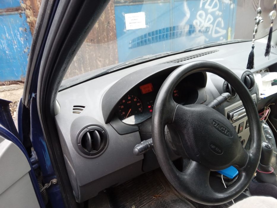 Vand LOGAN- MCV 1,6 MCI, break, cu 7 locuri,motor de 1,6 -  benzina