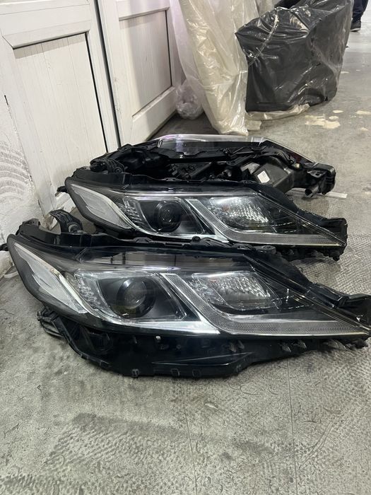 Фары на камри 70