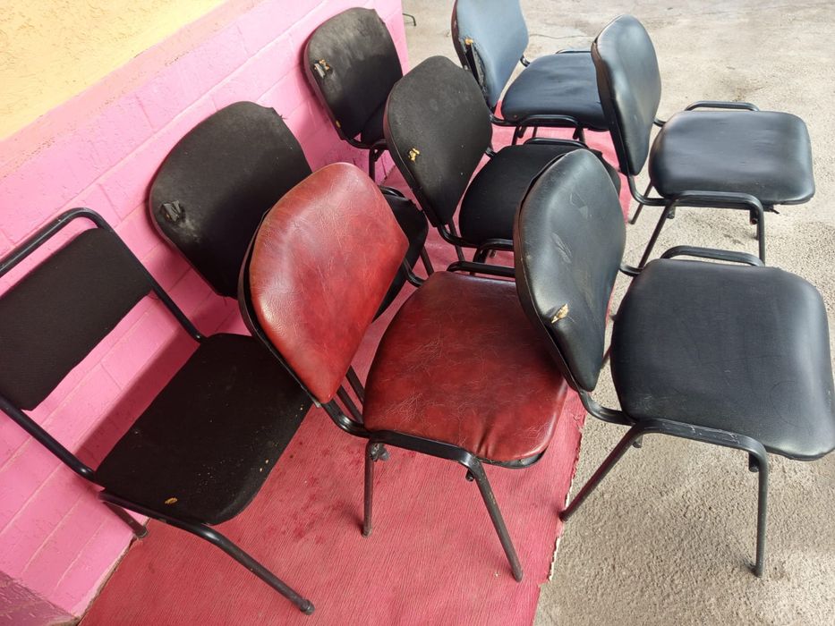 Продаётся  . Супер стульчик  .