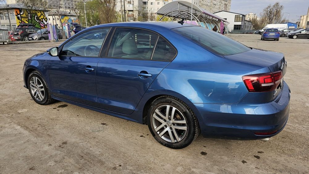 Volkswagen Jetta 1.2 Tsi 105 Cp – Full Option