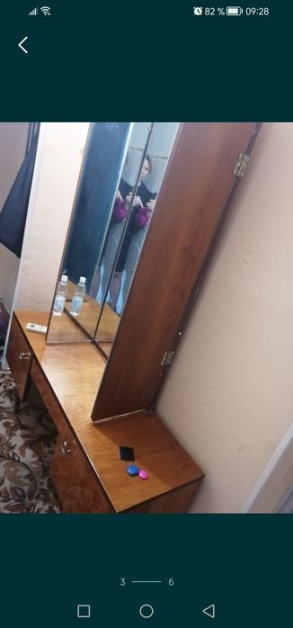 Трюмо в прихожую или спальню