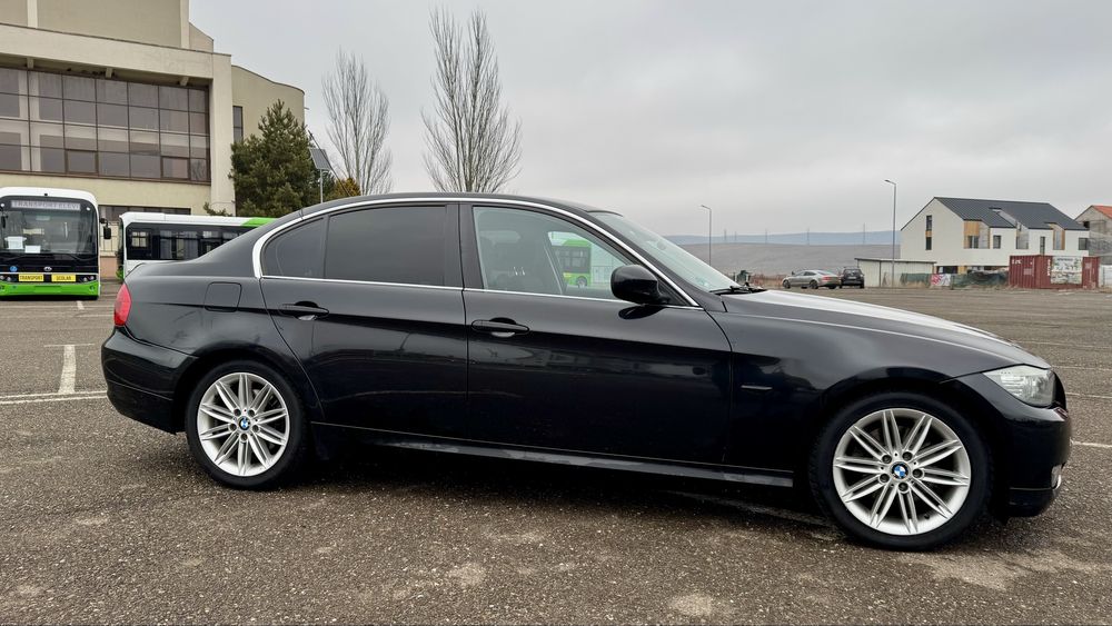 Jante aliaj M  R17 BMW e90/e91/e92 cu anvelope de iarna