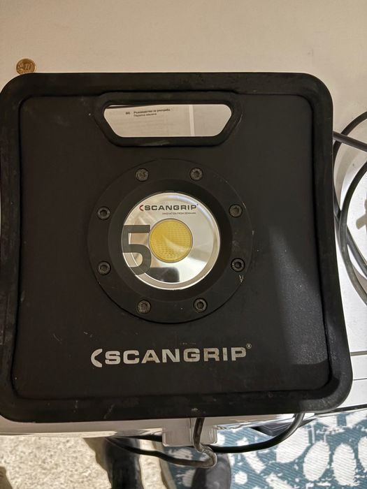 Електрожен 180А,работна лампа,компресор 50л почти нов с гаранция