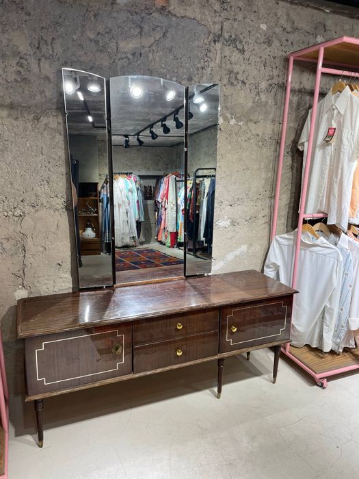 Винтажное трюмо с зеркалом, трельяж