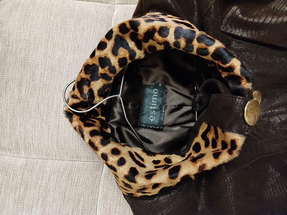 Продам женский осеннее плащ-пальто б/у