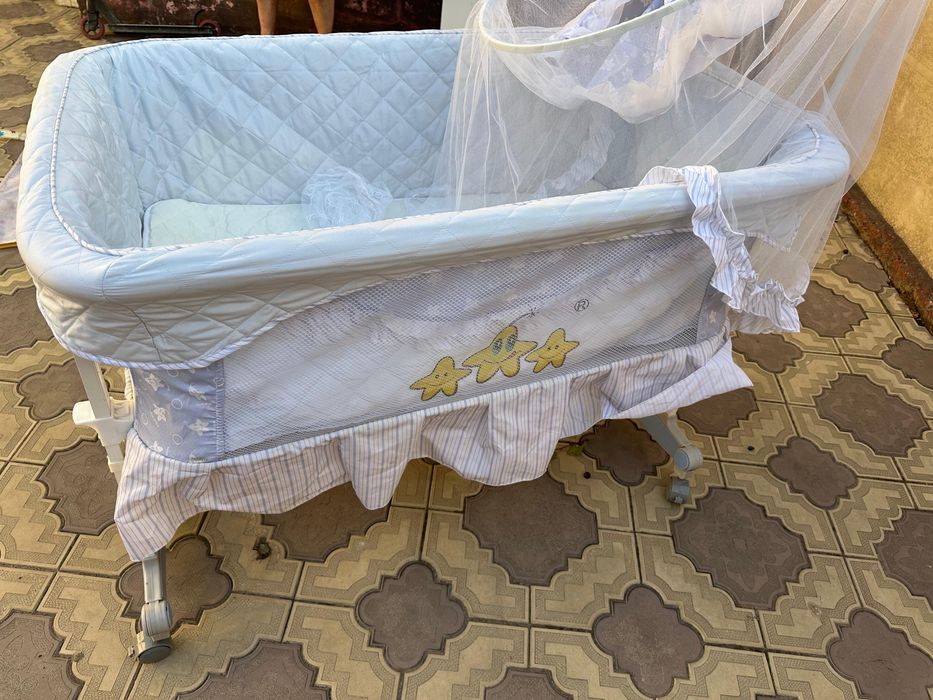 Продам манеж, исползовали только месяц,