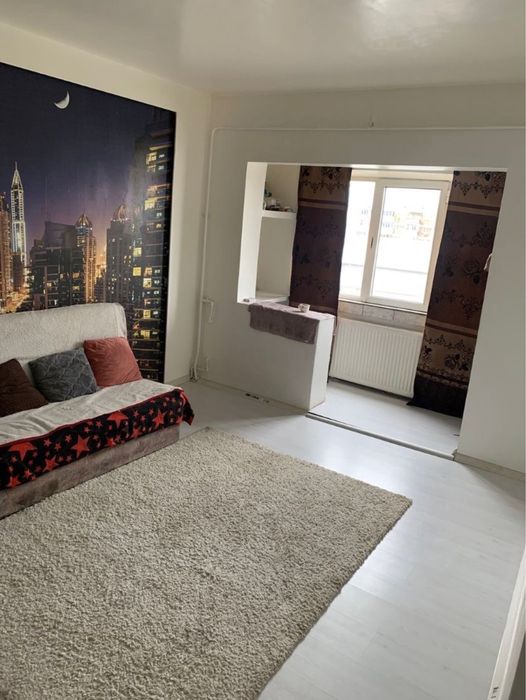 Vand Garsoniera Zona Mihai Bravu