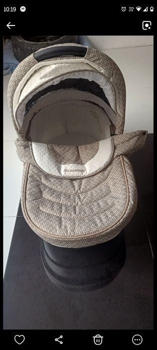 Vând lucruri pentru bebe