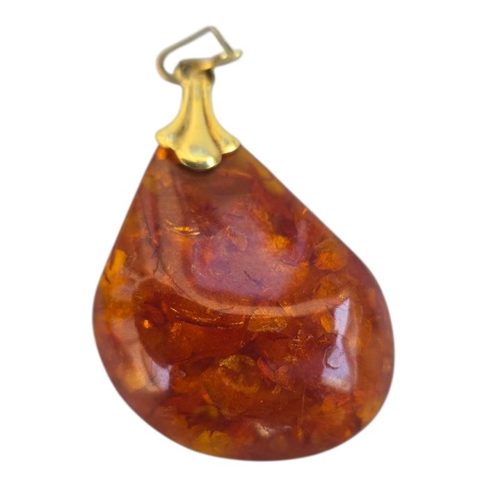 Pandantiv chihlimbar