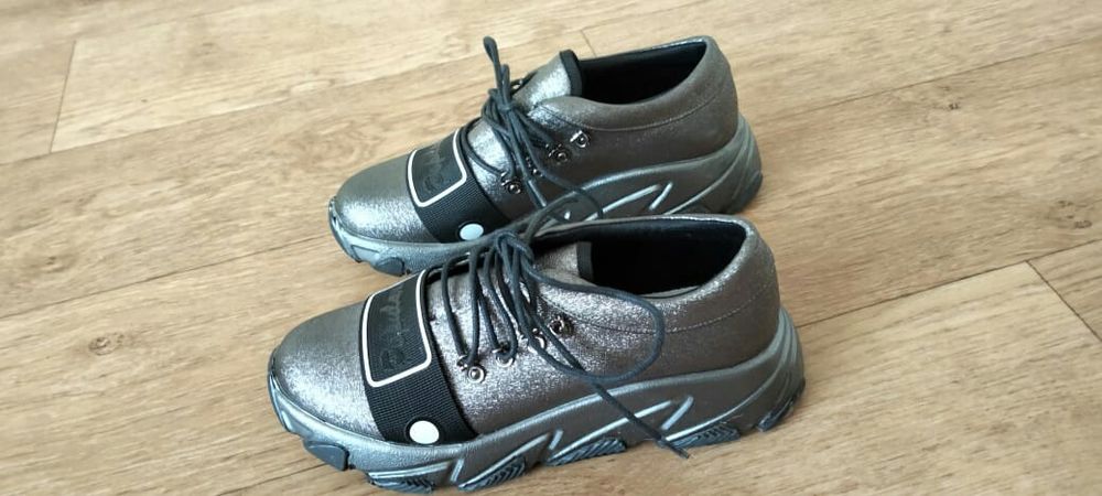 красовки для девочки